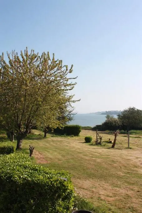 Maison Familiale 8-10 Personnes, Acces Direct Mer Crozon 0*,  France